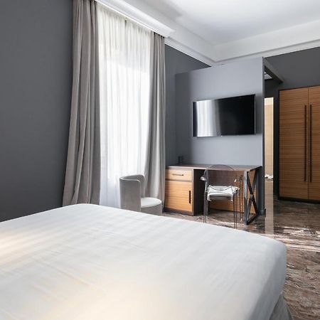 Hotel Poerio 25 Boutique Stay Naples Luaran gambar