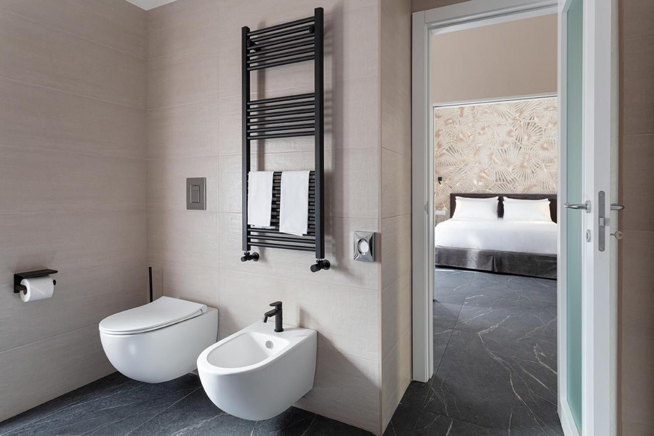 Hotel Poerio 25 Boutique Stay Naples Luaran gambar