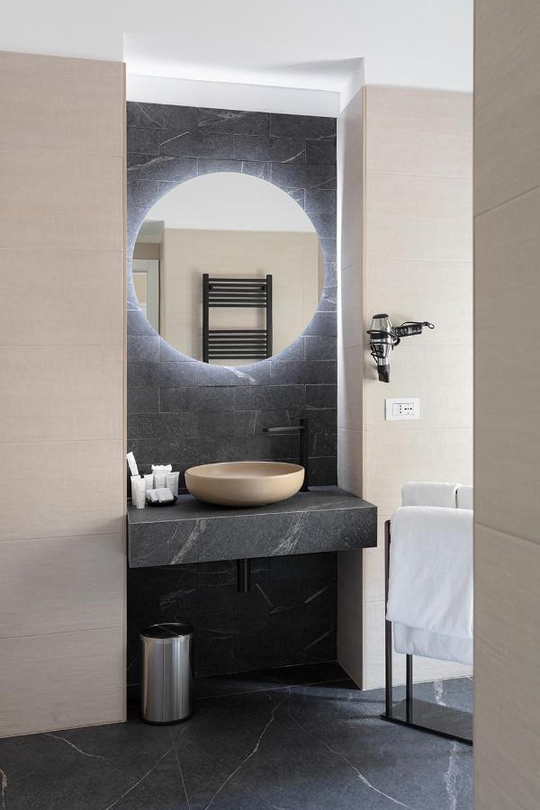 Hotel Poerio 25 Boutique Stay Naples Luaran gambar
