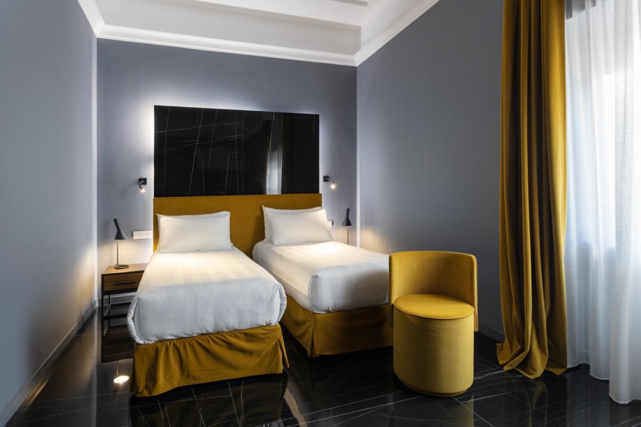 Hotel Poerio 25 Boutique Stay Naples Luaran gambar